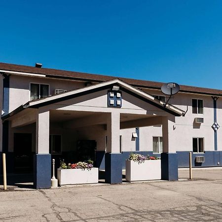 Travelodge By Wyndham Worland מראה חיצוני תמונה