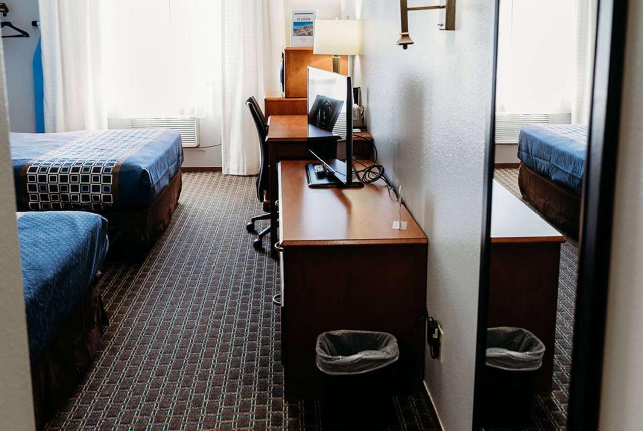 Travelodge By Wyndham Worland מראה חיצוני תמונה